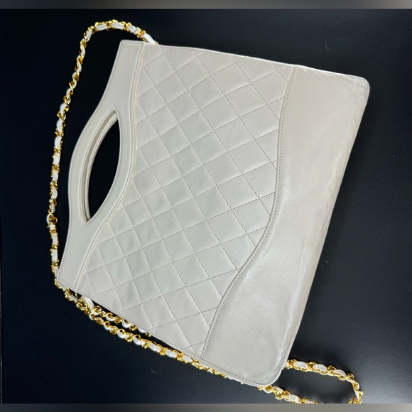 Vintage Chanel White 31 Shopping Tote - Picture 12 of 14